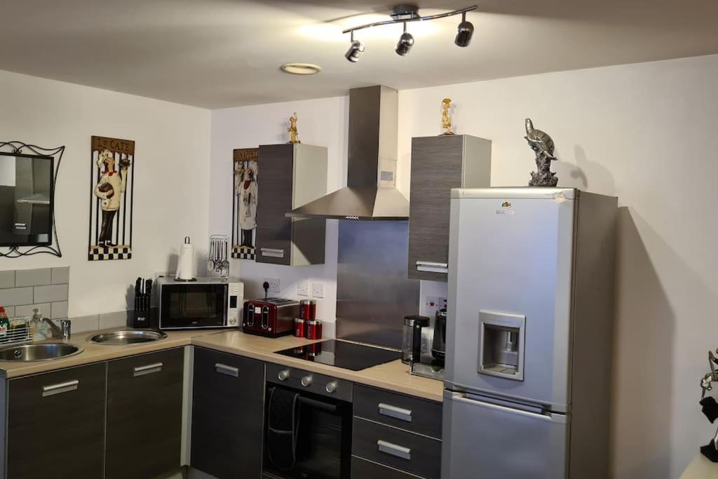 Lovely 2-bed Apt+wi-fi+parking. Mánchester